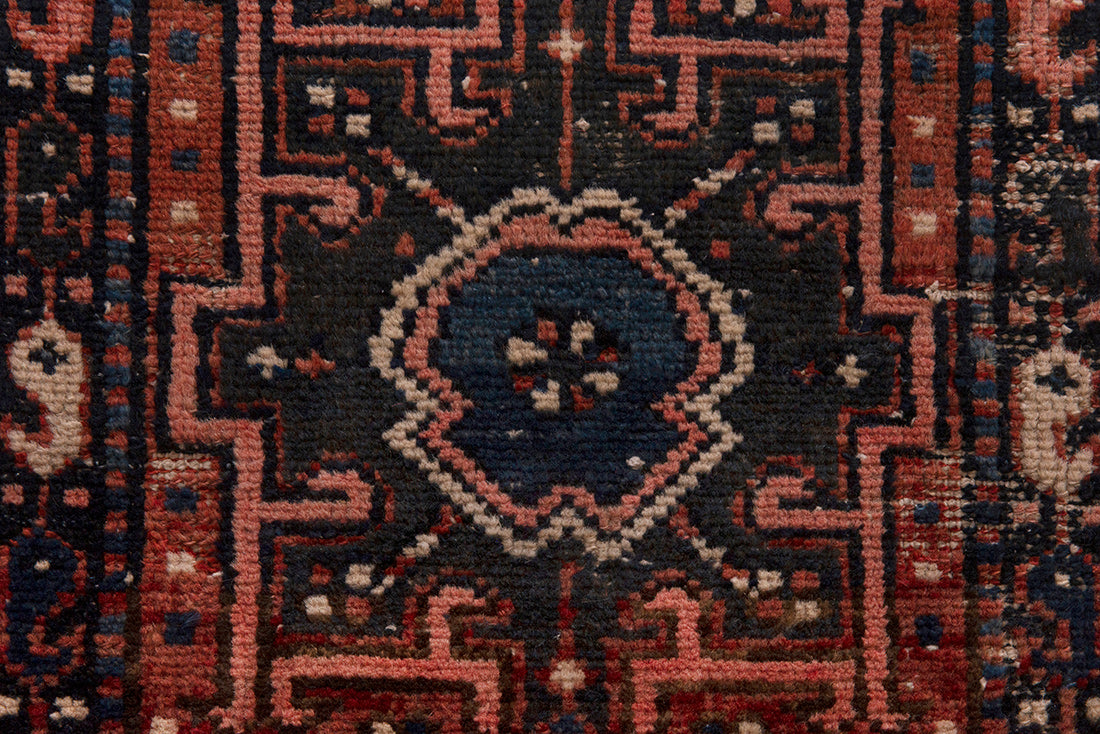 5518 Qarjeh Handmade Persian Rug