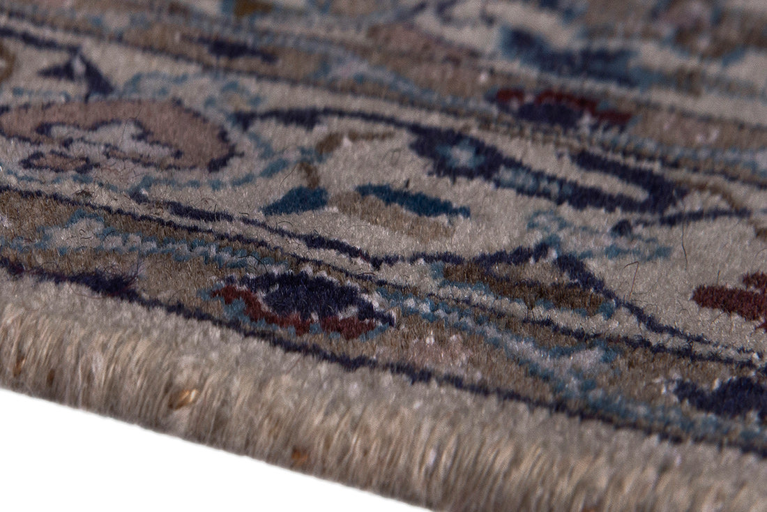 5520 Nain Handmade Persian Rug