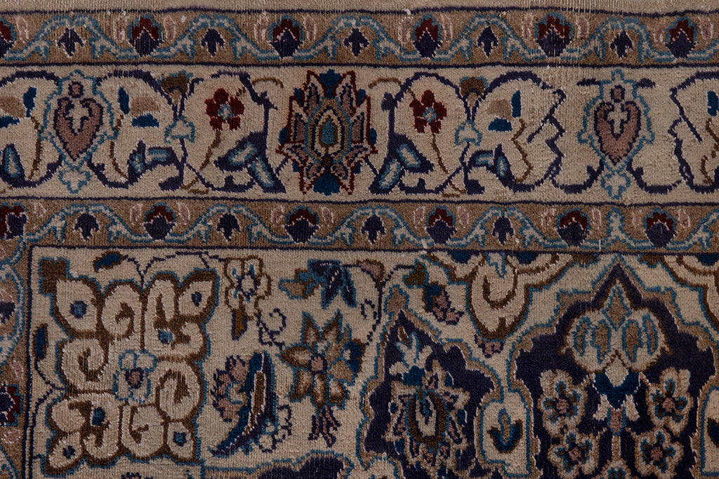 5520 Nain Handmade Persian Rug