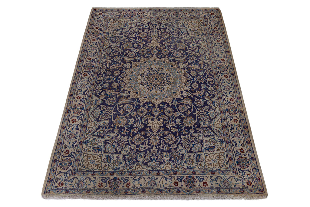 5520 Nain Handmade Persian Rug