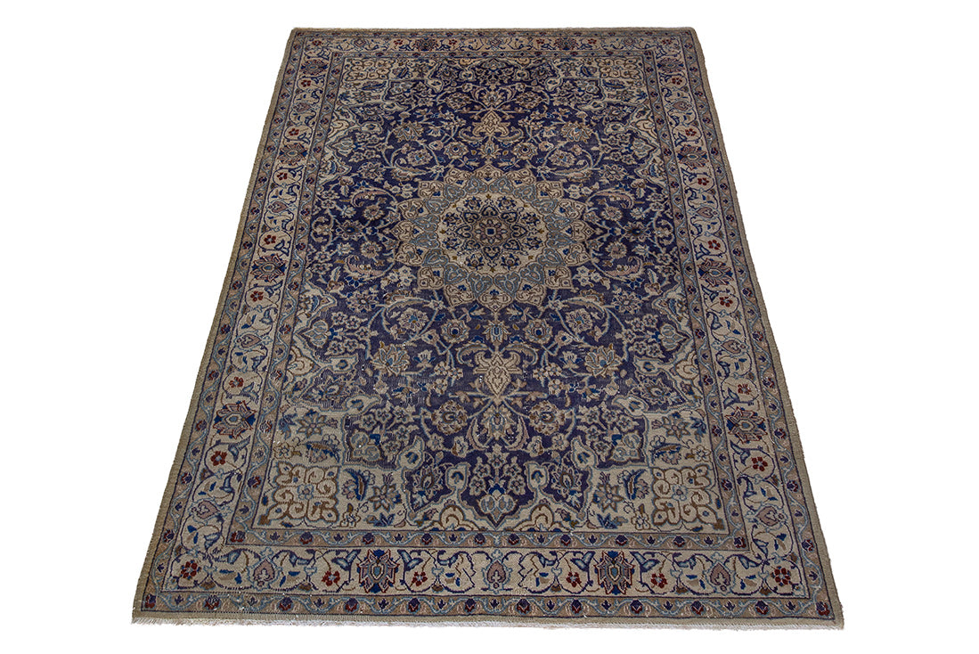 5520 Nain Handmade Persian Rug