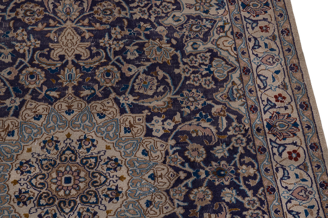 5520 Nain Handmade Persian Rug