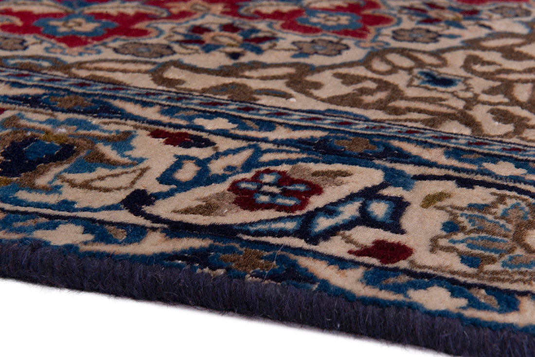 5528 Nain Handmade Persian Rug