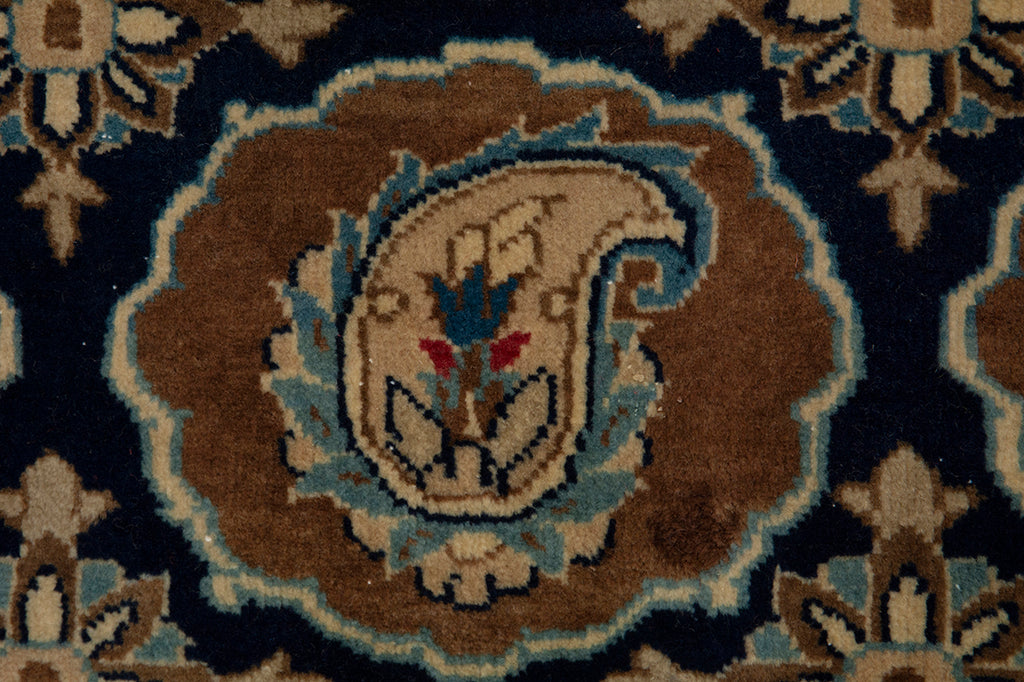 5563 Nain Handmade Persian Rug