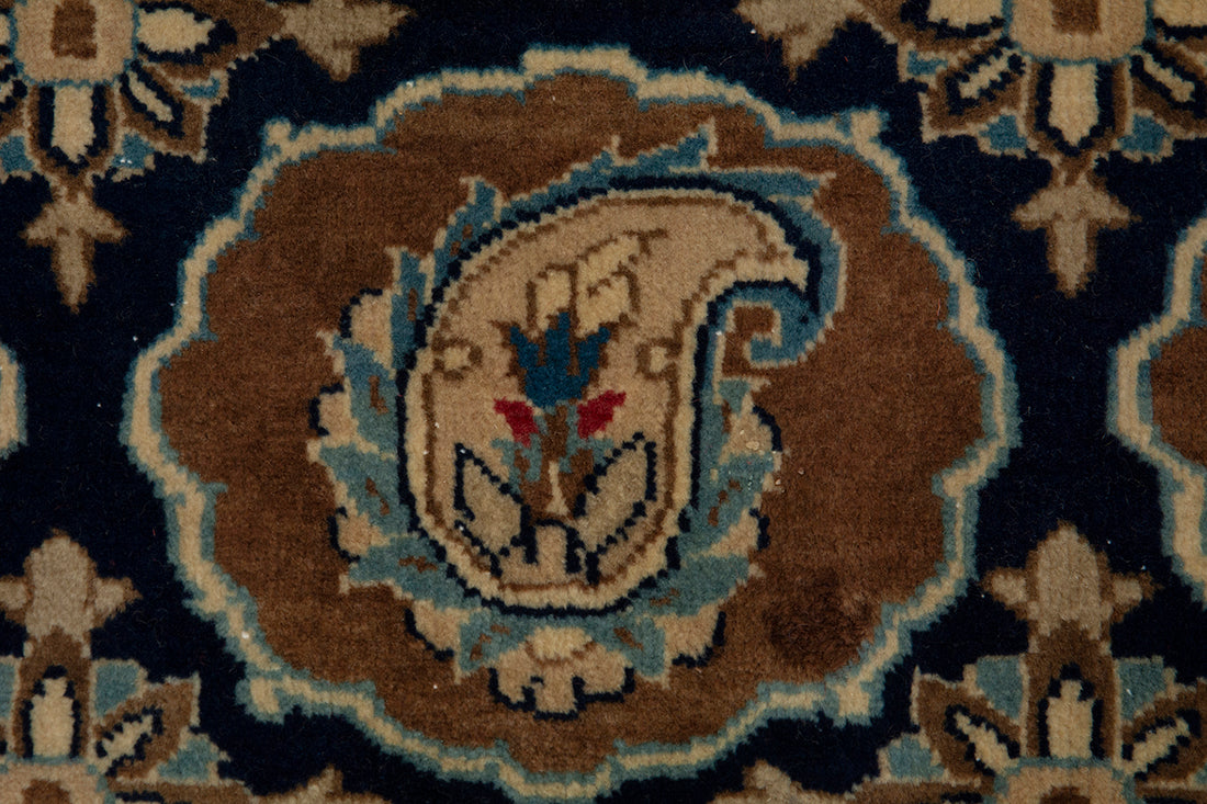 5563 Nain Handmade Persian Rug