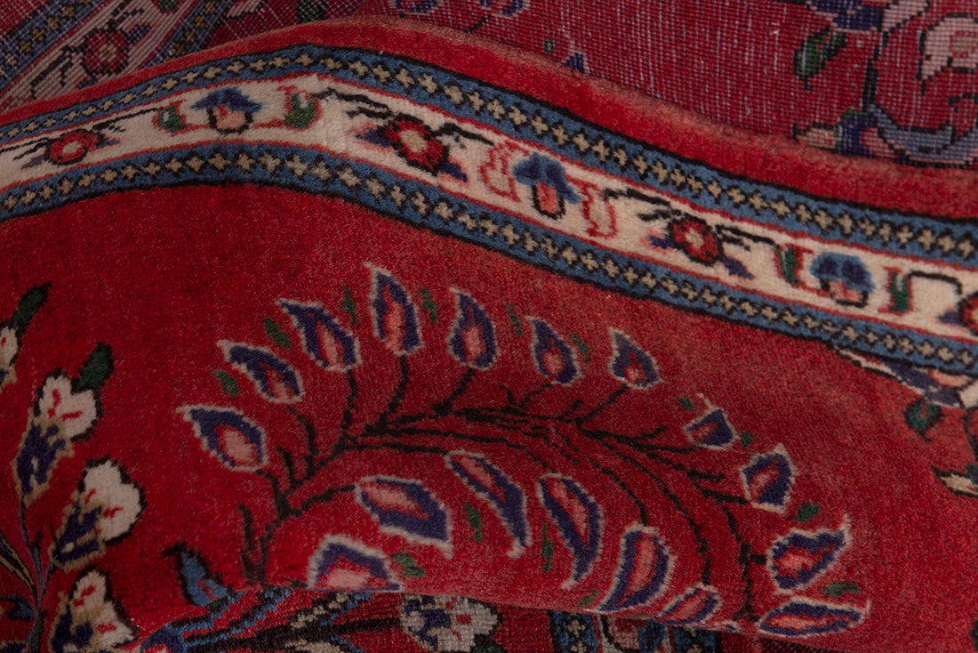 5568 Sarouk Handmade Persian Rug