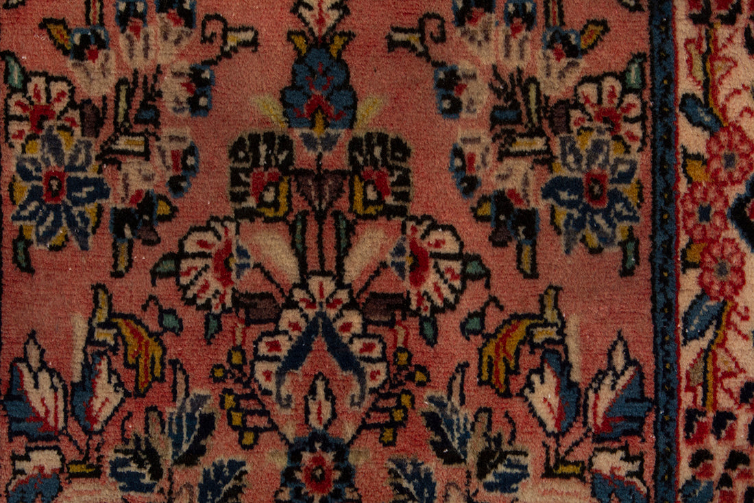 5570 Sarouk Handmade Persian Rug