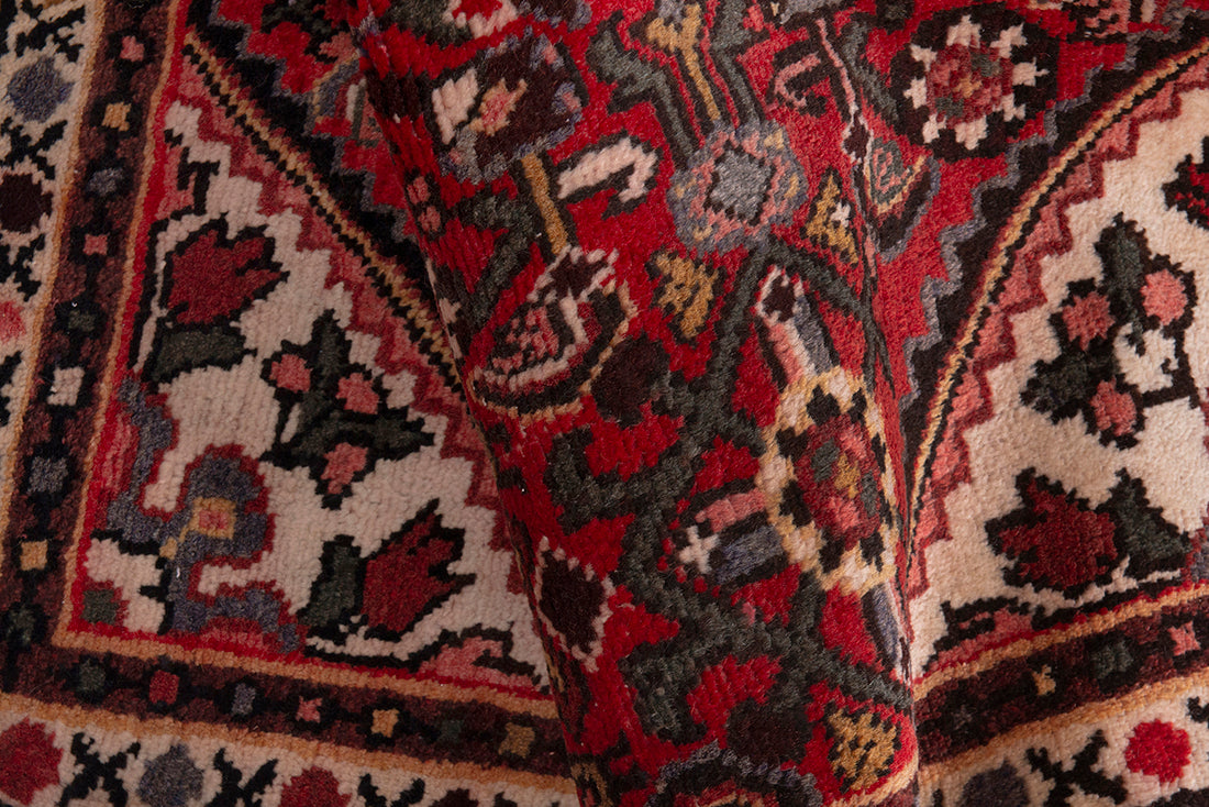 5572 Hamedan Handmade Persian Rug