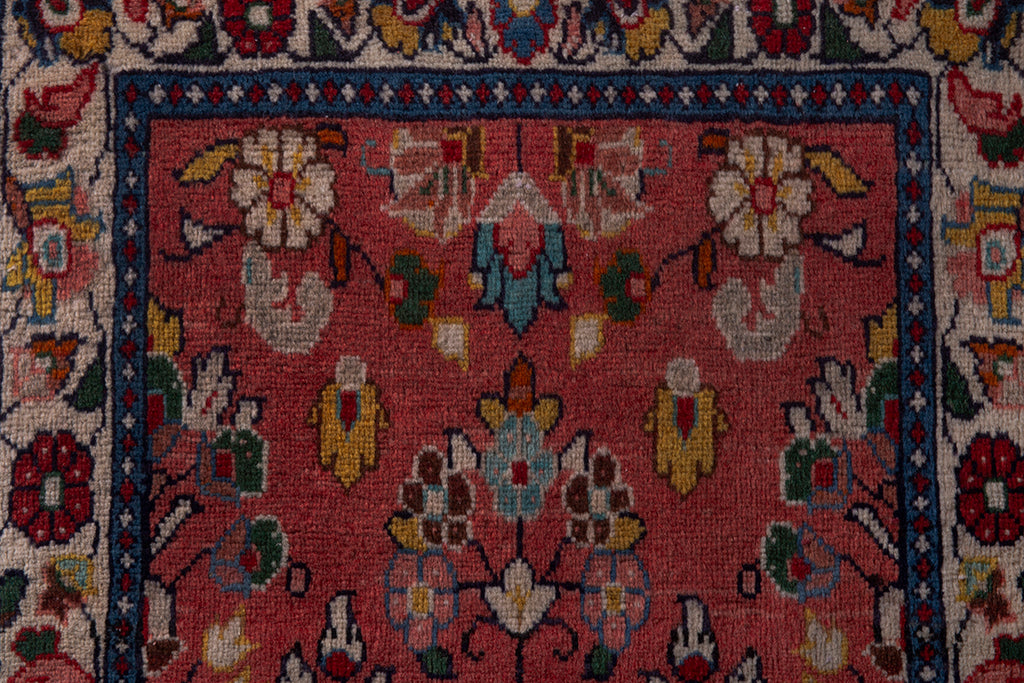 5582 Sarouk Handmade Persian Rug