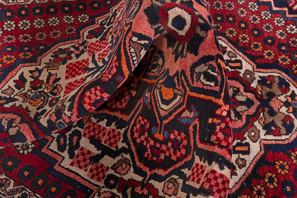 5595 Bakhtiari Handmade Persian Rug