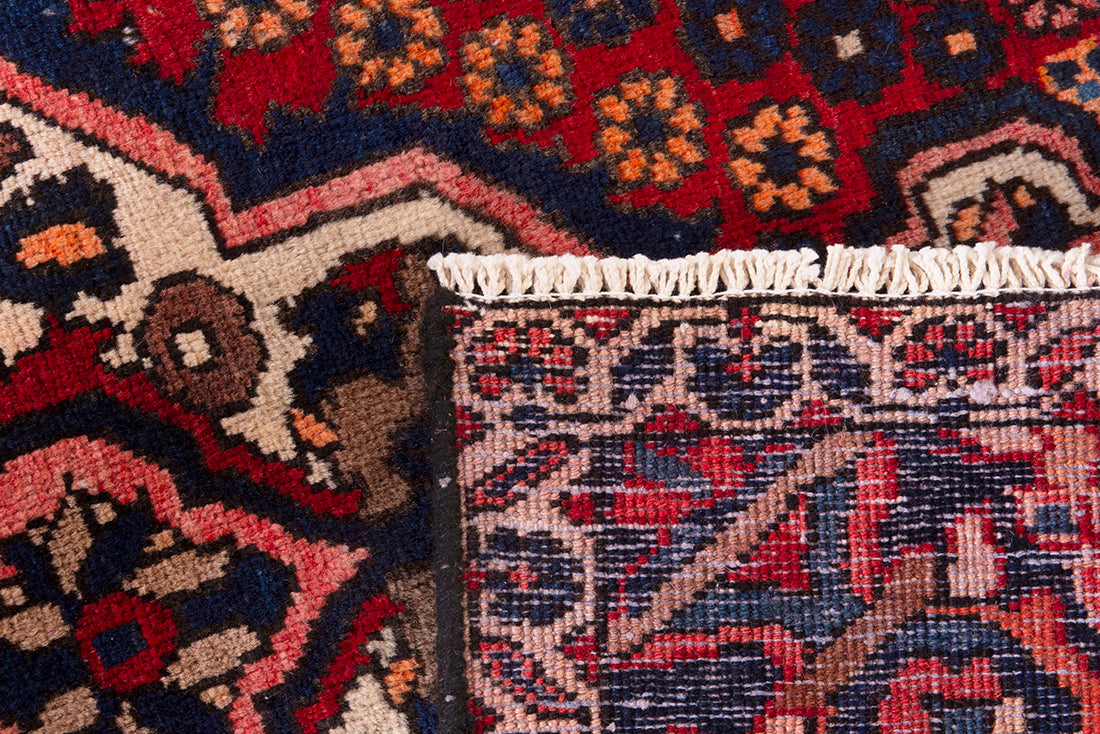 5595 Bakhtiari Handmade Persian Rug