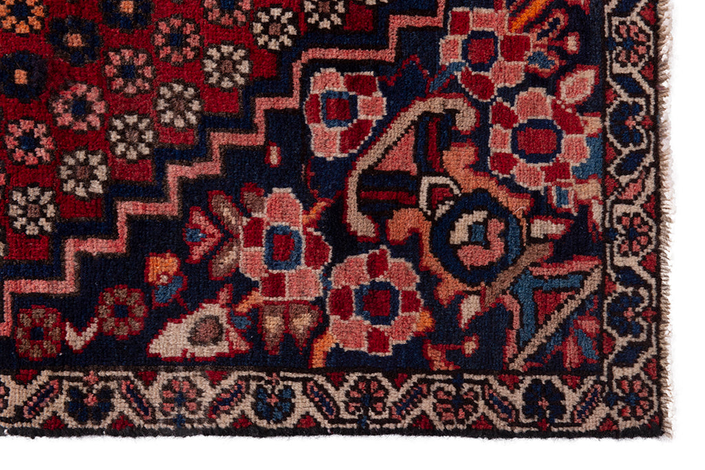 5595 Bakhtiari Handmade Persian Rug