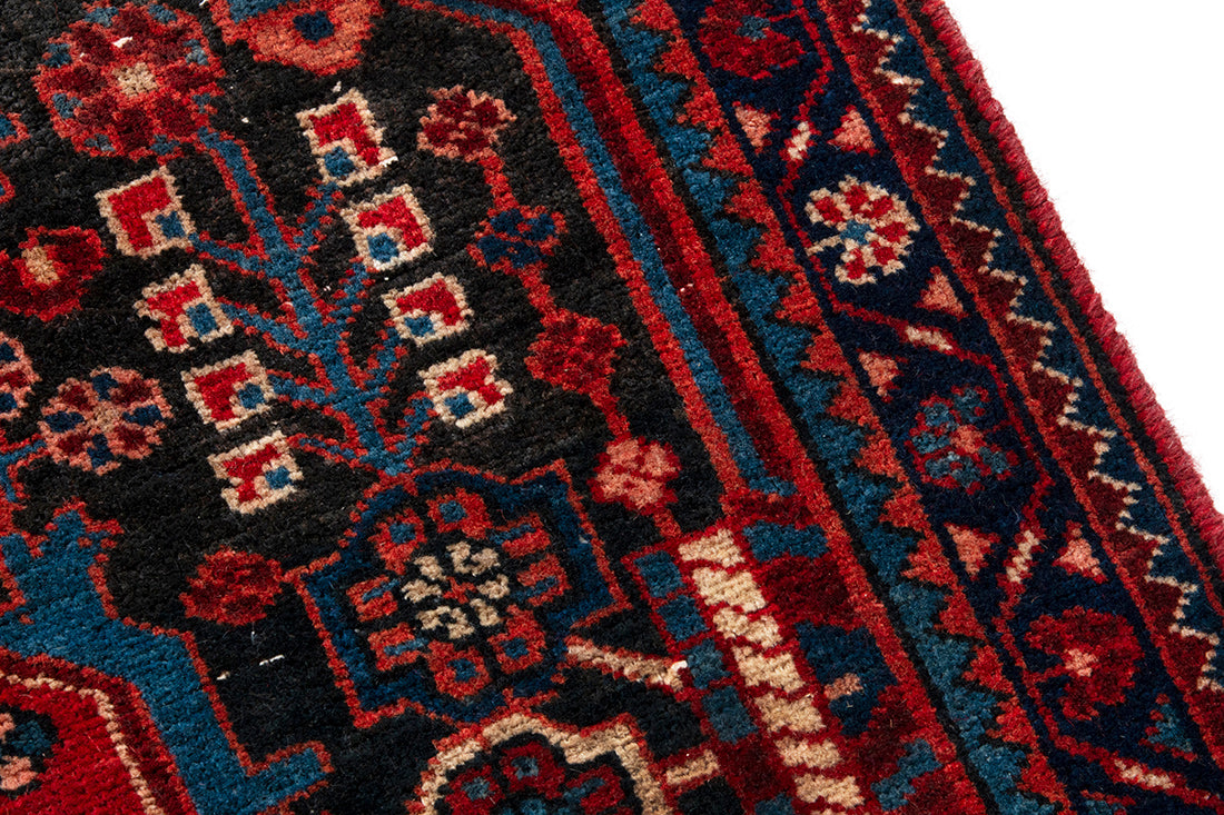 5600 Nahavand Handmade Persian Rug