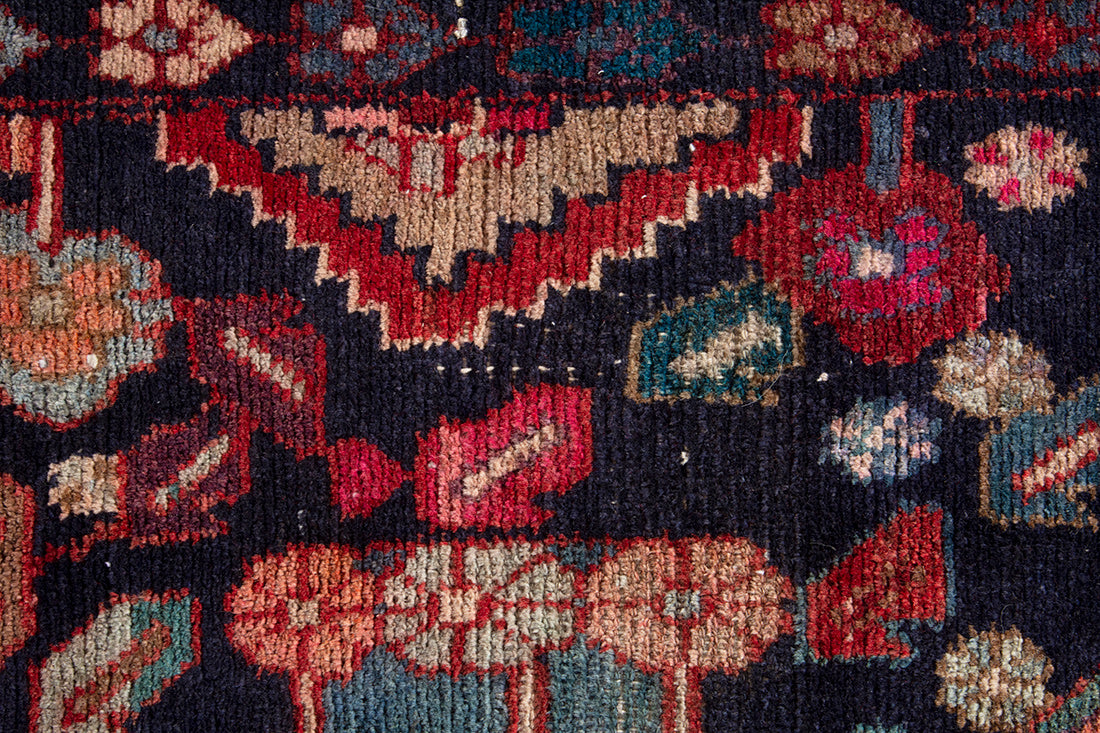 5610 Nahavand Handmade Persian Rug