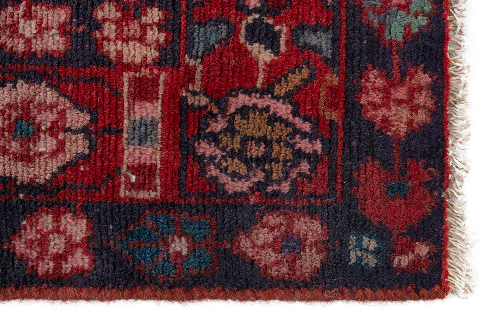 5610 Nahavand Handmade Persian Rug