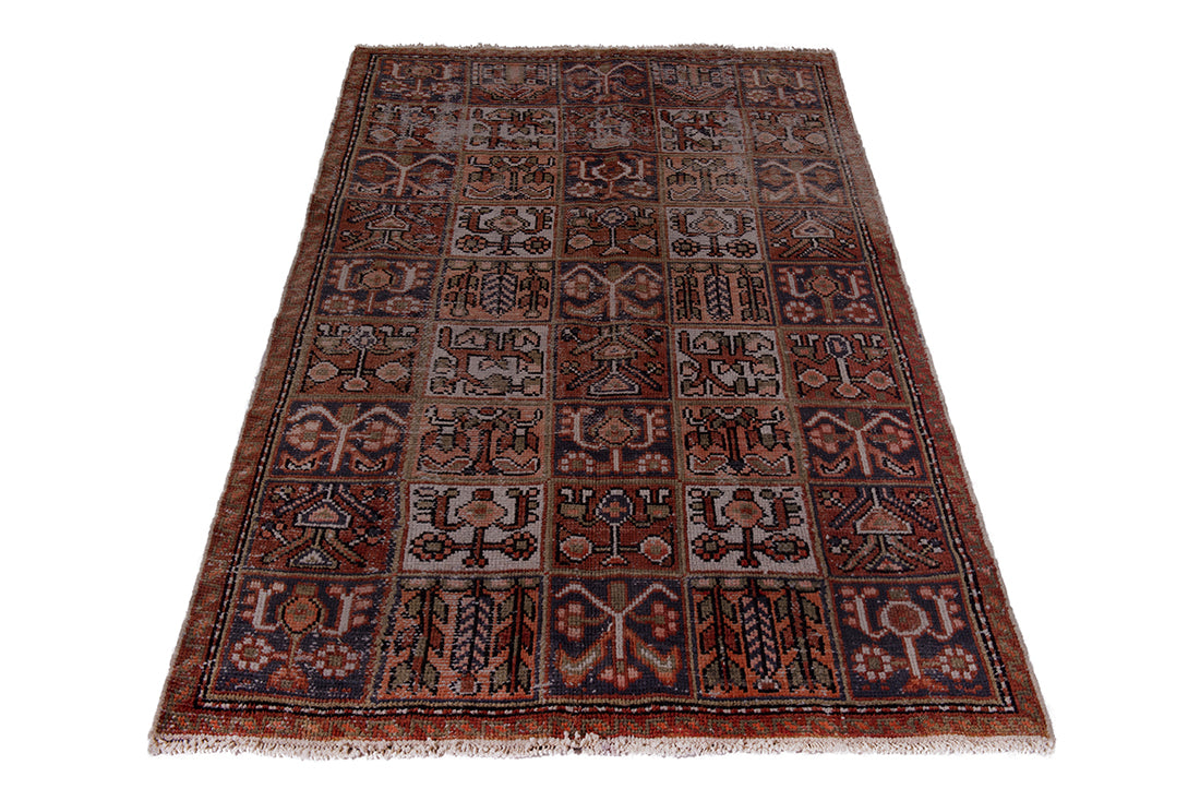 5622 Bakhtiari Handmade Persian Rug