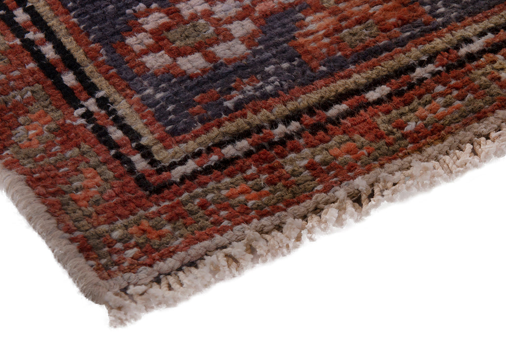 5622 Bakhtiari Handmade Persian Rug