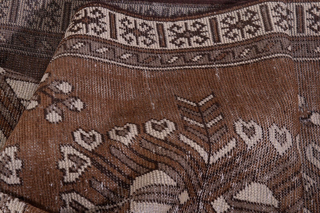 5623 Ferdos Handmade Persian Rug