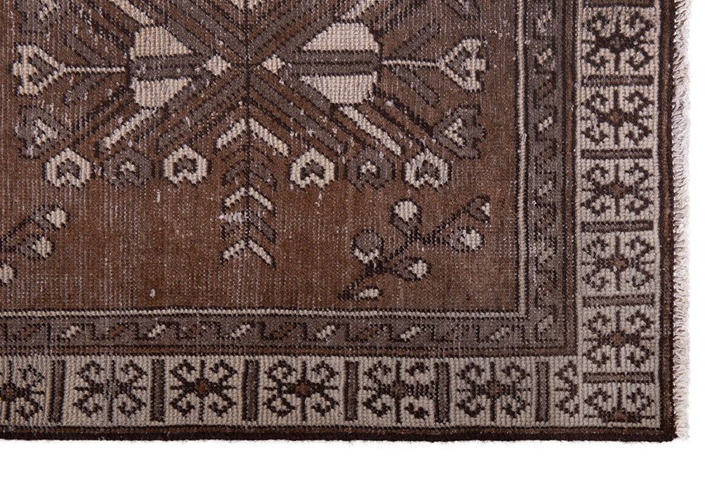 5623 Ferdos Handmade Persian Rug