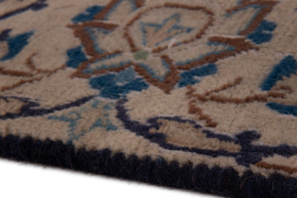 5640 Nain Handmade Persian Rug