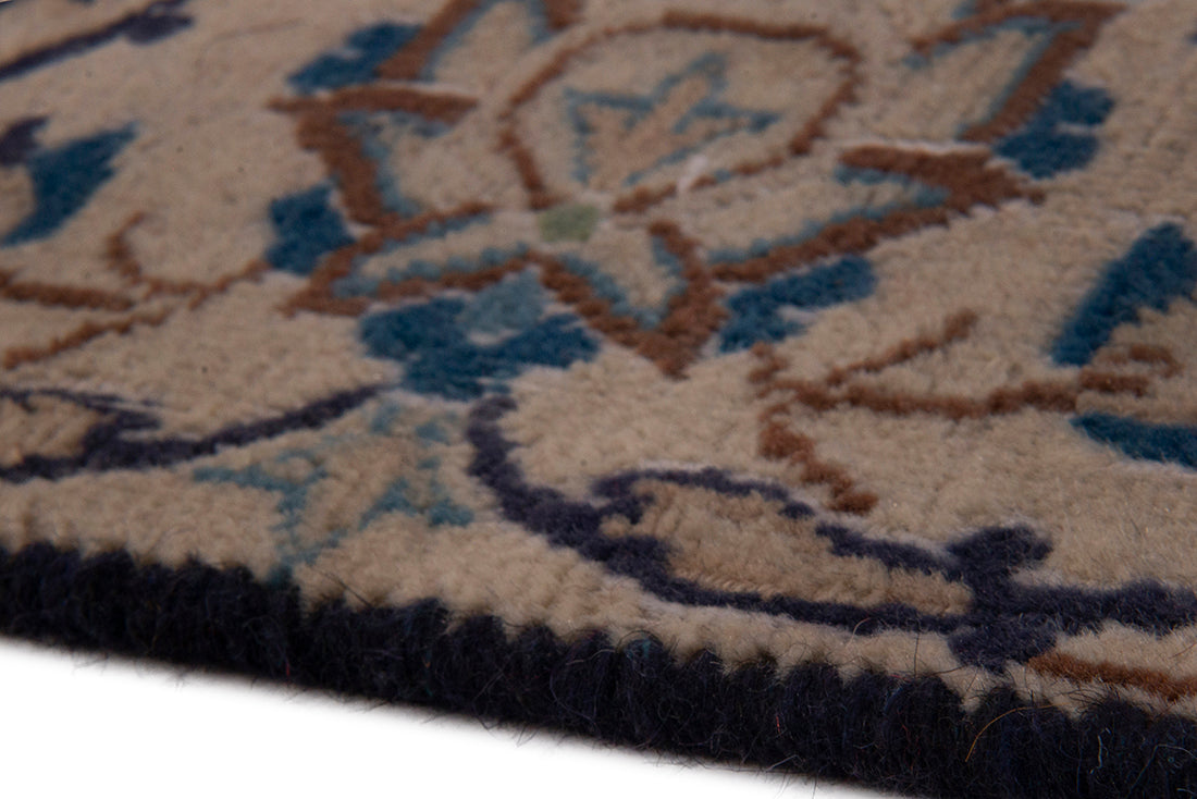 5640 Nain Handmade Persian Rug