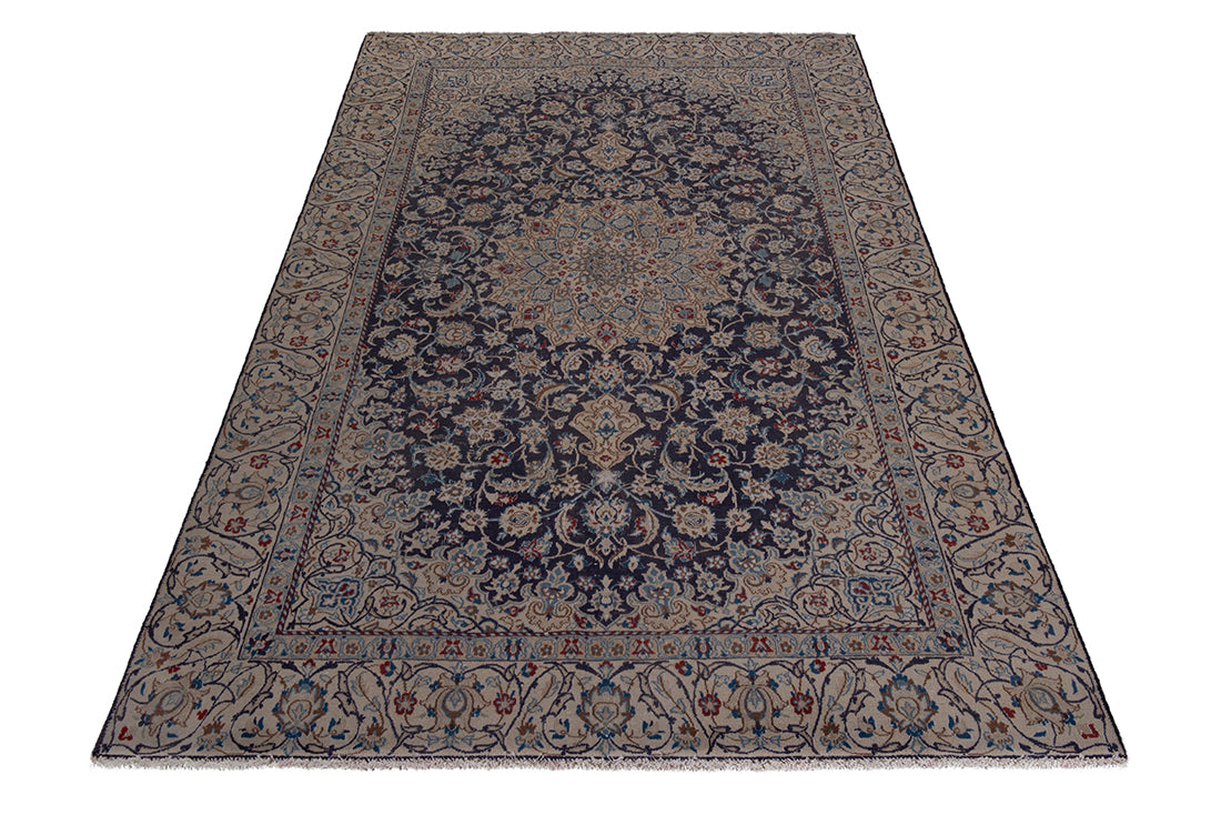 5640 Nain Handmade Persian Rug