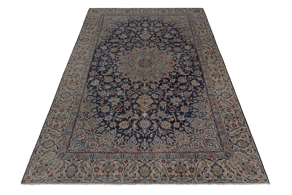 5640 Nain Handmade Persian Rug