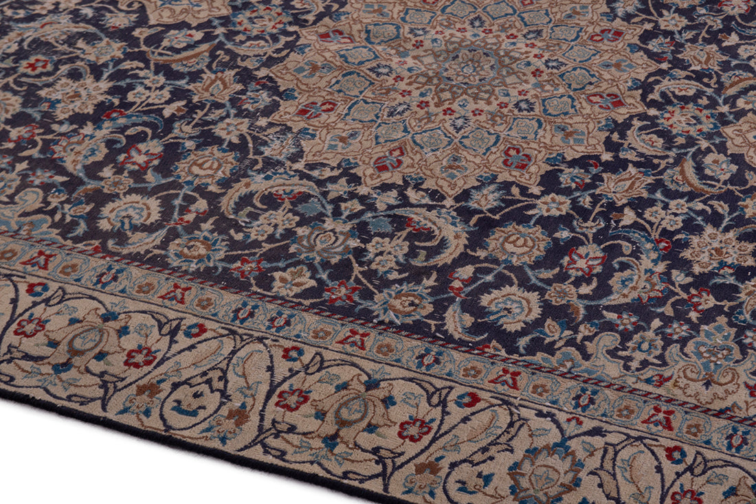 5640 Nain Handmade Persian Rug