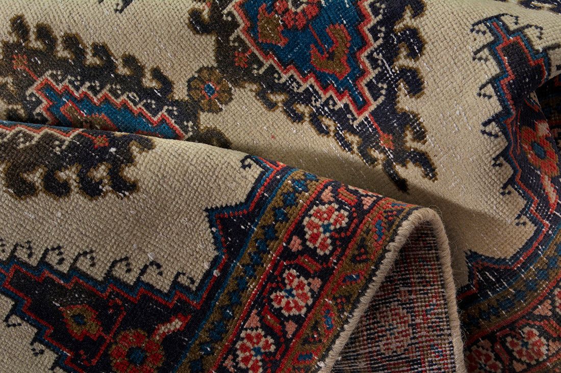5643 Vist Handmade Persian Rug