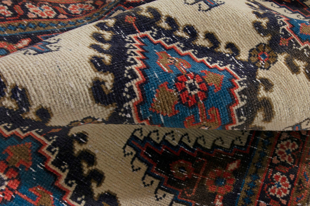 5643 Vist Handmade Persian Rug