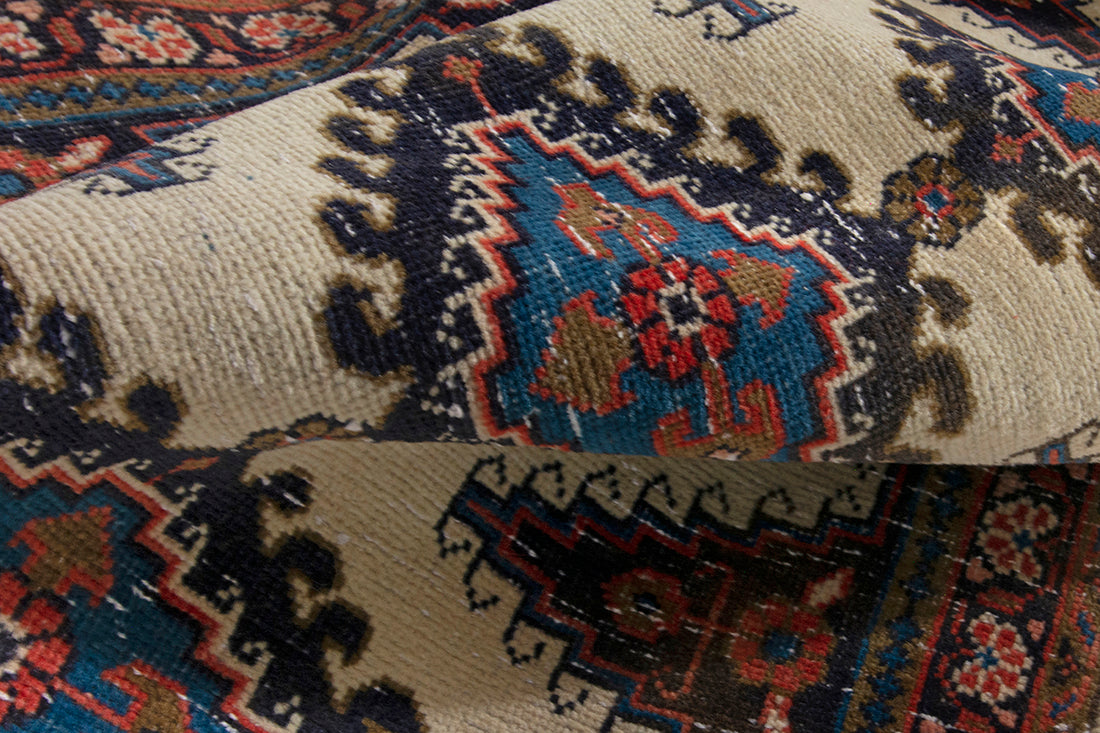 5643 Vist Handmade Persian Rug