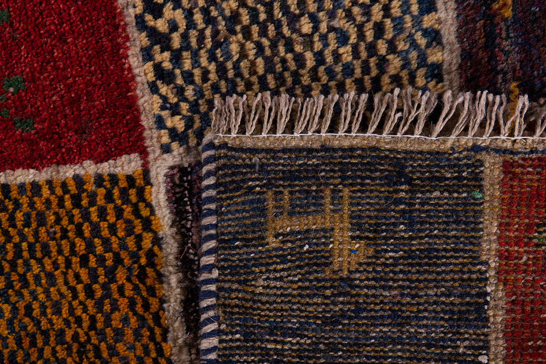 5682 Gabbeh Handmade Persian Rug