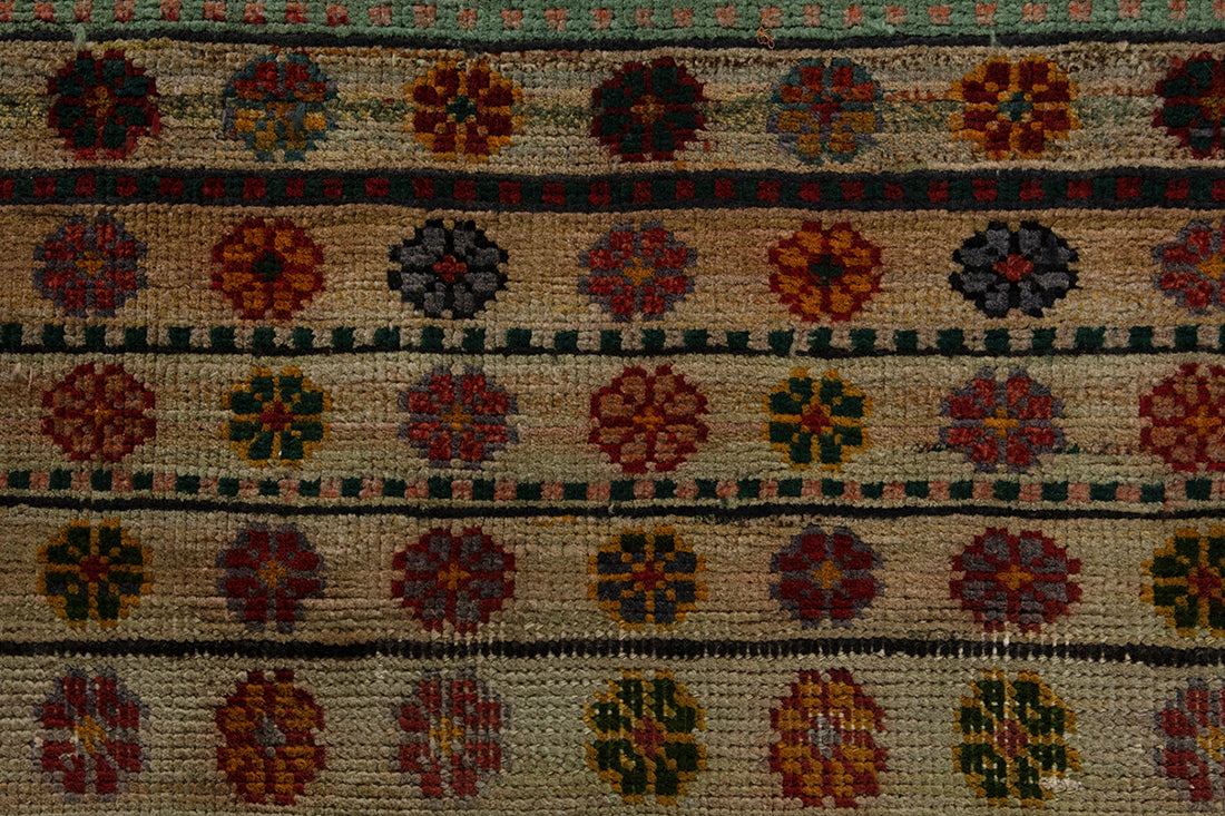 5707 Gabbeh Handmade Persian Rug