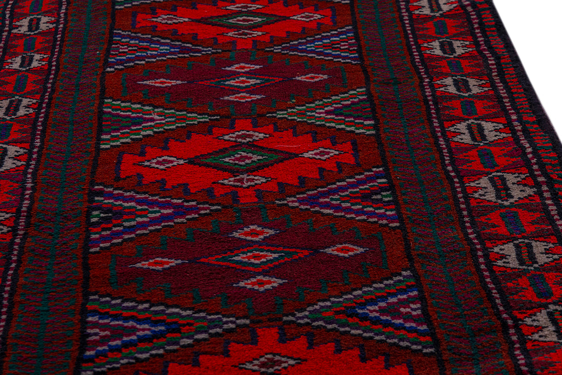 5722 Baluch Handmade Persian Rug